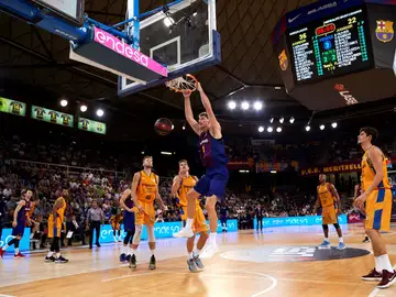 Pustovyi machaca ante el Herbalife Gran Canaria Pustovyi machaca ante el Herbalife Gran Canaria