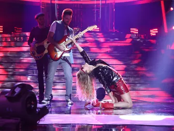 Paulina Rubio nos sorprende en el escenario de ‘Tu cara me suena’ para presentarnos su nuevo single ‘Suave y sutil’ Paulina Rubio nos sorprende en el escenario de ‘Tu cara me suena’ para presentarnos su nuevo single ‘Suave y sutil’