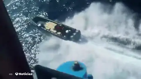Los narcotraficantes del Estrecho empiezan a utilizar sus embarcaciones para traficar con personas Los narcotraficantes del Estrecho empiezan a utilizar sus embarcaciones para traficar con personas