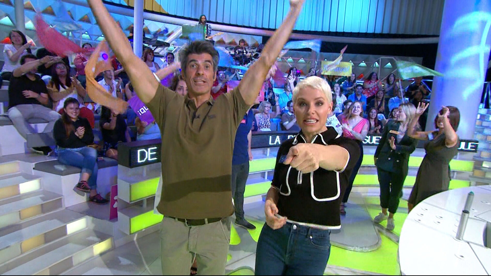 Los concursantes de 'Tu cara me suena', impresionados por el ritmo con el que empieza 'La ruleta de la suerte' 