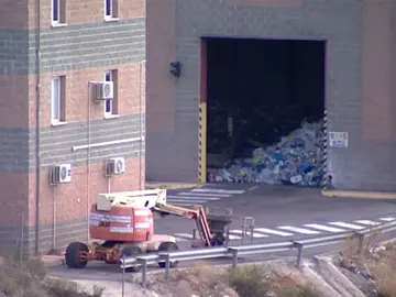 Hallan el cadáver de una mujer en un vertedero de Gádor (Almería) Hallan el cadáver de una mujer en un vertedero de Gádor (Almería)