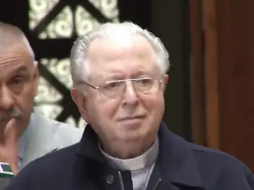 El Papa Francisco expulsa del sacerdocio al chileno Fernando Karadima, acusado de abusos sexuales El Papa Francisco expulsa del sacerdocio al chileno Fernando Karadima, acusado de abusos sexuales