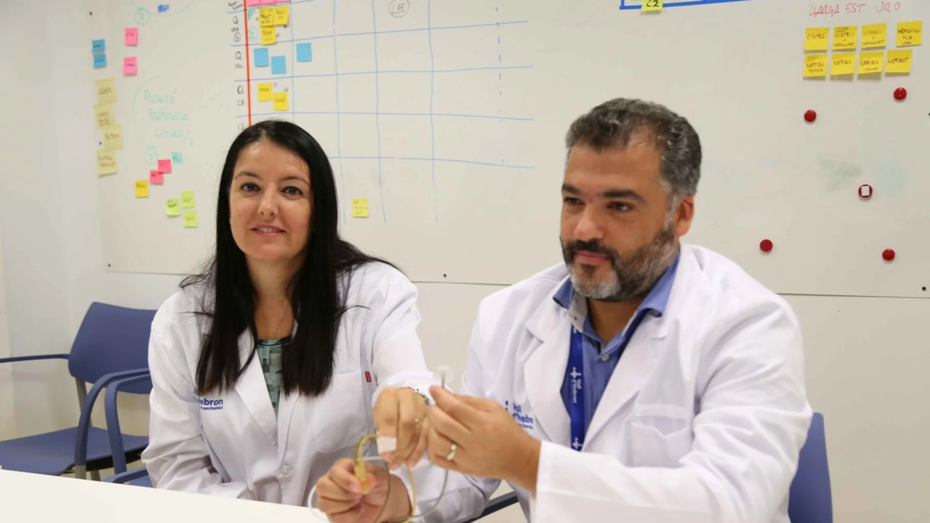 Los médicos que han explicado la operación Los médicos que han explicado la operación