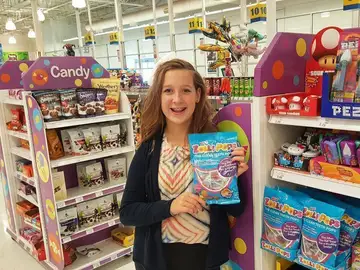 La joven millonaria tras crear una piruleta sin azúcar La joven millonaria tras crear una piruleta sin azúcar