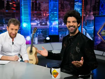 Miguel Ángel Muñoz confiesa en 'El Hormiguero 3.0' que rodó su primera escena de sexo en vertical en 'Presunto Culpable' Miguel Ángel Muñoz confiesa en 'El Hormiguero 3.0' que rodó su primera escena de sexo en vertical en 'Presunto Culpable'