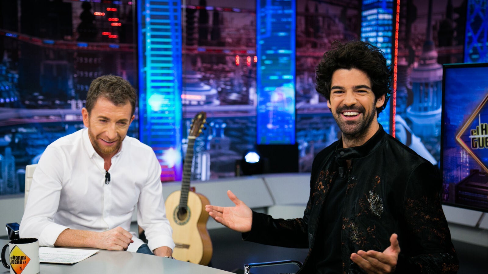 Miguel Ángel Muñoz confiesa en 'El Hormiguero 3.0' que rodó su primera escena de sexo en vertical en 'Presunto Culpable'