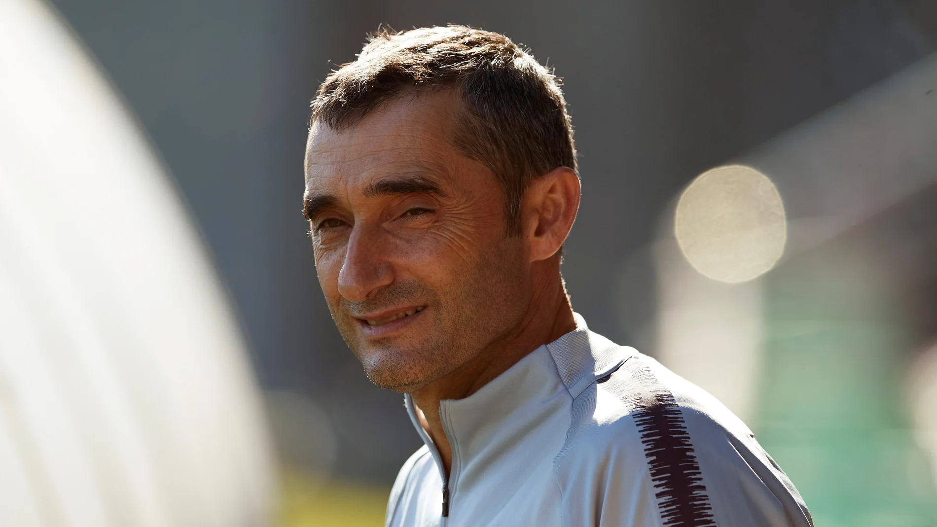 Valverde, antes del entrenamiento del Barça Valverde, antes del entrenamiento del Barça