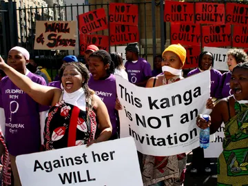 Protesta en Sudáfrica contra las violaciones Protesta en Sudáfrica contra las violaciones