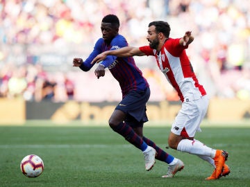 Dembele intenta zafarse de Balenziaga