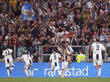 Los jugadores de la Juventus celebran uno de los goles de Mandzukic Los jugadores de la Juventus celebran uno de los goles de Mandzukic