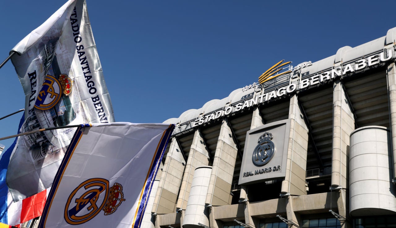 El Santiago Bernabéu, preparado antes del derbi contra el Atlético de Madrid El Santiago Bernabéu, preparado antes del derbi contra el Atlético de Madrid