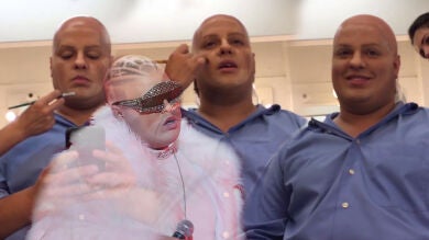 El increíble time-lapse de la radical transformación de Brays Efe para imitar a Bad Bunny