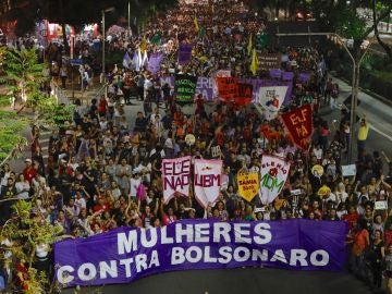  Personas se manifiestan contra la candidatura de Jair Bolsonaro