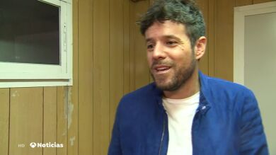 Descubrimos los secretos del camerino de Pablo López antes de salir al escenario