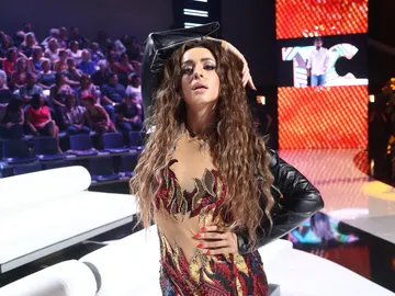 Nos adentramos en 'Tu cara me suena' de la mano de Mimi y su transformación en Eleni Foureira Nos adentramos en 'Tu cara me suena' de la mano de Mimi y su transformación en Eleni Foureira