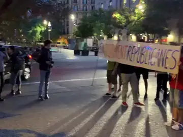 Miembros de los CDR cortan la circulación en diversos puntos de Barcelona Miembros de los CDR cortan la circulación en diversos puntos de Barcelona