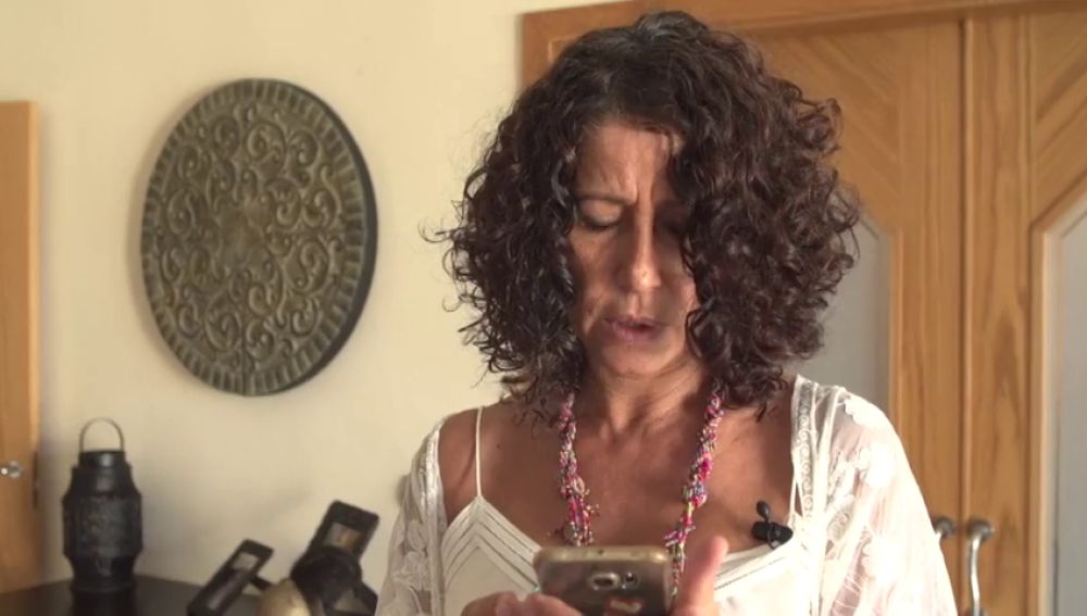 La emoción de la madre de Luis Salom tras la dedicatoria de Ana Carrasco: "Ha sido muy bonito, un gran gesto"