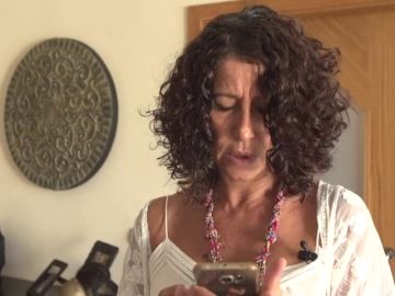 La emoción de la madre de Luis Salom tras la dedicatoria de Ana Carrasco: "Ha sido muy bonito, un gran gesto"