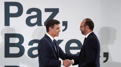 España y Francia homenajean a las víctimas de ETA en Moncloa