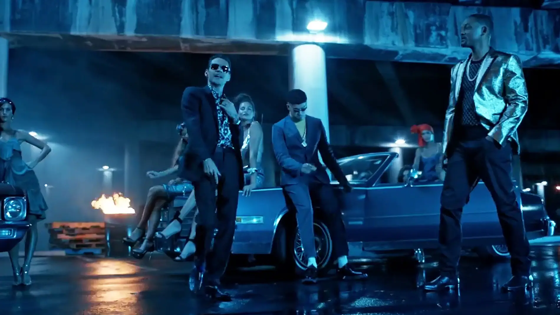 Marc Anthony, Bad Bunny y Will Smith en el videoclip de 'Está rico'