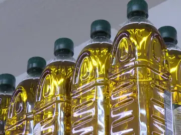 Botellas de aceite de oliva Botellas de aceite de oliva