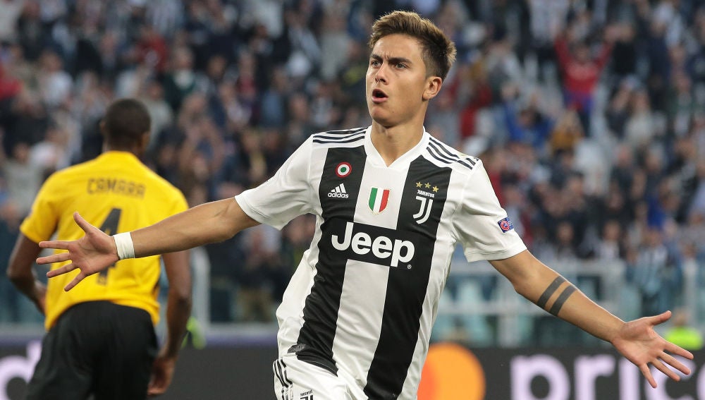 Paulo Dybala celebra uno de sus goles con la Juventus