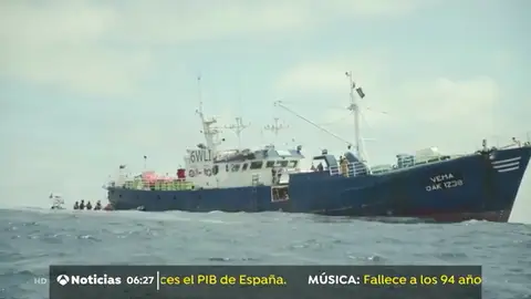 Detienen en Gabón por pesca ilegal a un barco con bandera senegalesa pero con armadores españoles Detienen en Gabón por pesca ilegal a un barco con bandera senegalesa pero con armadores españoles