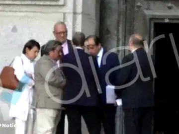 Cuatro altos cargos del Gobierno de Sánchez se reúnen en el Valle de los Caídos para acelerar la exhumación de Franco Cuatro altos cargos del Gobierno de Sánchez se reúnen en el Valle de los Caídos para acelerar la exhumación de Franco