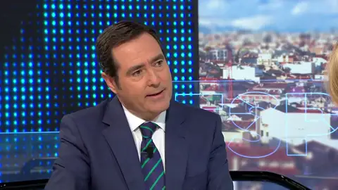 El candidato a la Presidencia de la CEOE, sobre la de cuotas de mujeres en las empresas: "Puede perder competitividad" El candidato a la Presidencia de la CEOE, sobre la de cuotas de mujeres en las empresas: "Puede perder competitividad"