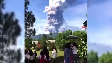Entra en erupción el volcán Soputan en la isla indonesia de Célebes Entra en erupción el volcán Soputan en la isla indonesia de Célebes