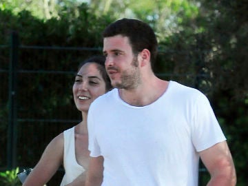 Álex Lequio y su novia Francisca Álex Lequio y su novia Francisca