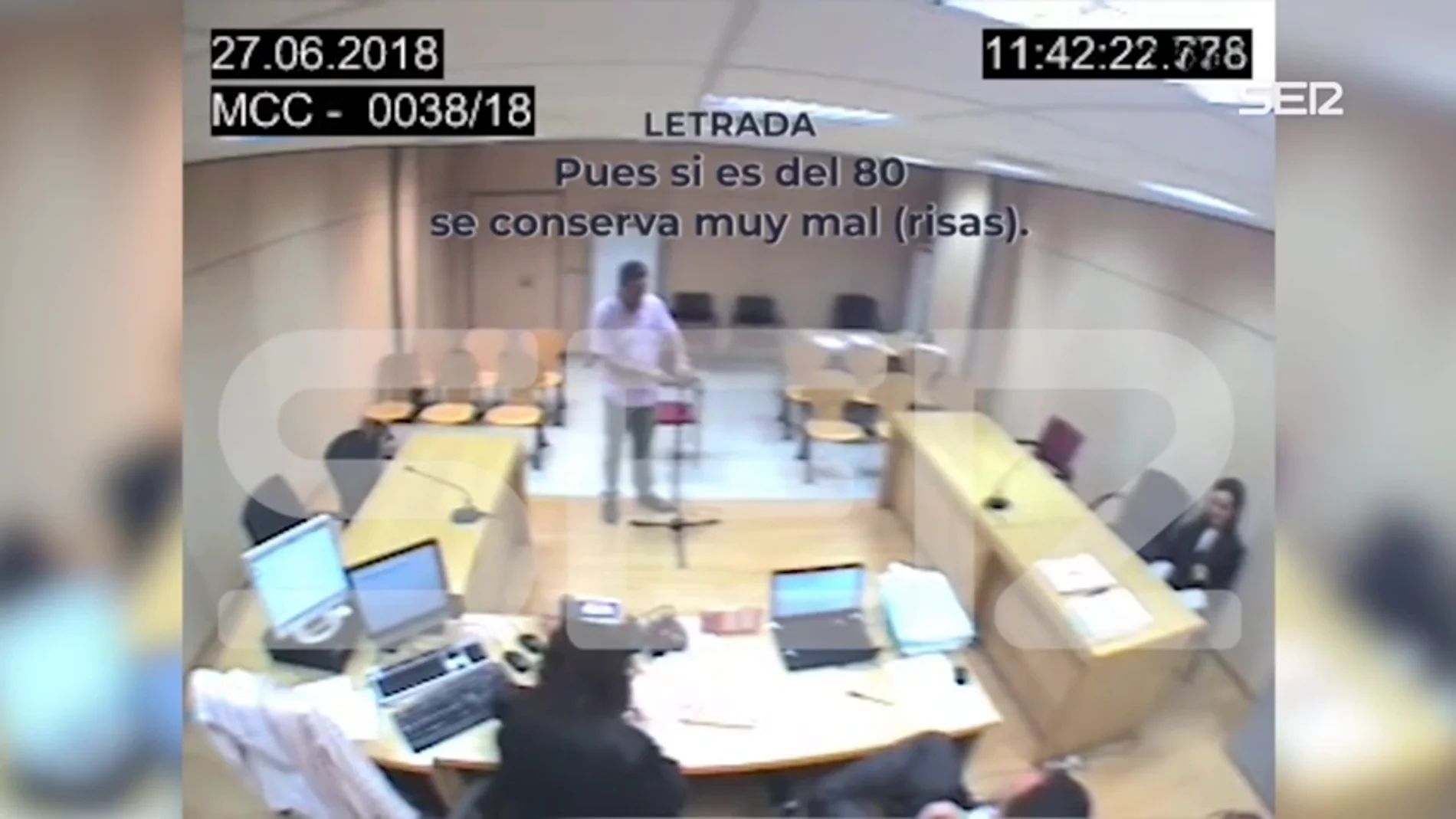 Un juez llama "bicho" e "hija de puta" a una víctima de violencia de género Un juez llama "bicho" e "hija de puta" a una víctima de violencia de género