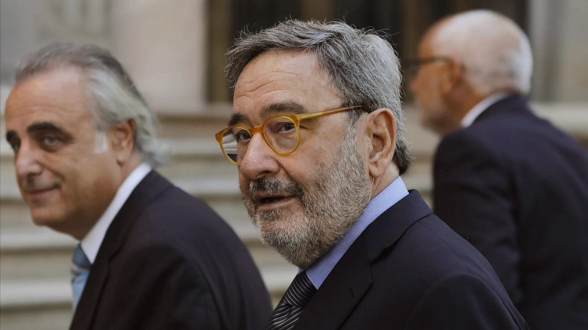 El ex presidente de CatalunyaCaixa, Narcís Serra, acompañado por su abogado Pau Molins El ex presidente de CatalunyaCaixa, Narcís Serra, acompañado por su abogado Pau Molins