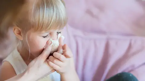 Niño resfriado Niño resfriado
