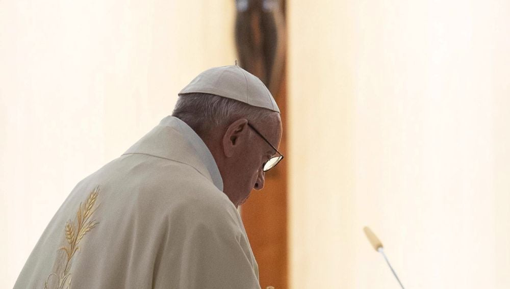 El papa Francisco pronuncia su homilía