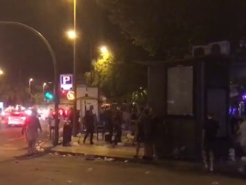 Cargas policiales en Sevilla contra los 'hooligans' antes del España - Inglaterra