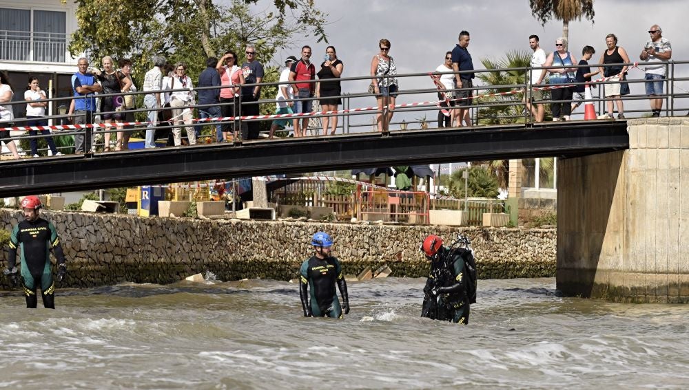 Continúa la busqueda en la desembocadura del Torrente