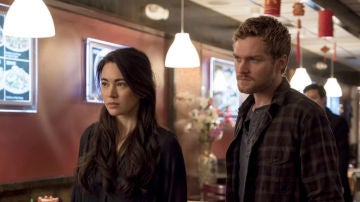 Jessica Henwick y Finn Jones en 'Iron Fist' Jessica Henwick y Finn Jones en 'Iron Fist'