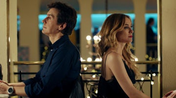 Los protagonistas de 'Pequeñas coincidencias' Los protagonistas de 'Pequeñas coincidencias'
