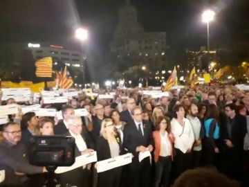 Torra amenaza con responder "con toda la radicalidad democrática" si presos por el 'procés' como 'los Jordis' no son absueltos Torra amenaza con responder "con toda la radicalidad democrática" si presos por el 'procés' como 'los Jordis' no son absueltos