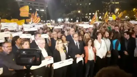 Torra amenaza con responder "con toda la radicalidad democrática" si presos por el 'procés' como 'los Jordis' no son absueltos Torra amenaza con responder "con toda la radicalidad democrática" si presos por el 'procés' como 'los Jordis' no son absueltos