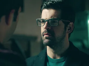 Jon se enfrenta a su hermano Javi tras descubrir su relación con Anne: "No quiero volverte a ver en la vida" Jon se enfrenta a su hermano Javi tras descubrir su relación con Anne: "No quiero volverte a ver en la vida"