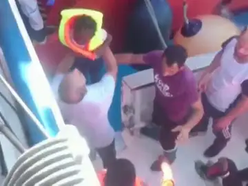 Reconocimiento público para los seis marineros que salvaron la vida a los 64 ocupantes de una patera Reconocimiento público para los seis marineros que salvaron la vida a los 64 ocupantes de una patera