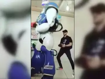 Los robots de Boston Dynamics bailan, hacen ejercicio y hasta cocinan Los robots de Boston Dynamics bailan, hacen ejercicio y hasta cocinan