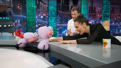 Eva González se enfrenta al primer reto de Trancas y Barrancas en 'El Hormiguero 3.0' Eva González se enfrenta al primer reto de Trancas y Barrancas en 'El Hormiguero 3.0'