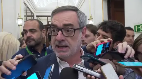 Villegas critica la postura del Gobierno sobre las cuentas de 2019: "Plantearía un problema al país si trae unos Presuspuestos ilegales" Villegas critica la postura del Gobierno sobre las cuentas de 2019: "Plantearía un problema al país si trae unos Presuspuestos ilegales"