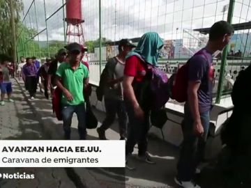 Una caravana de hondureños inicia su ruta para llegar a Estados Unidos