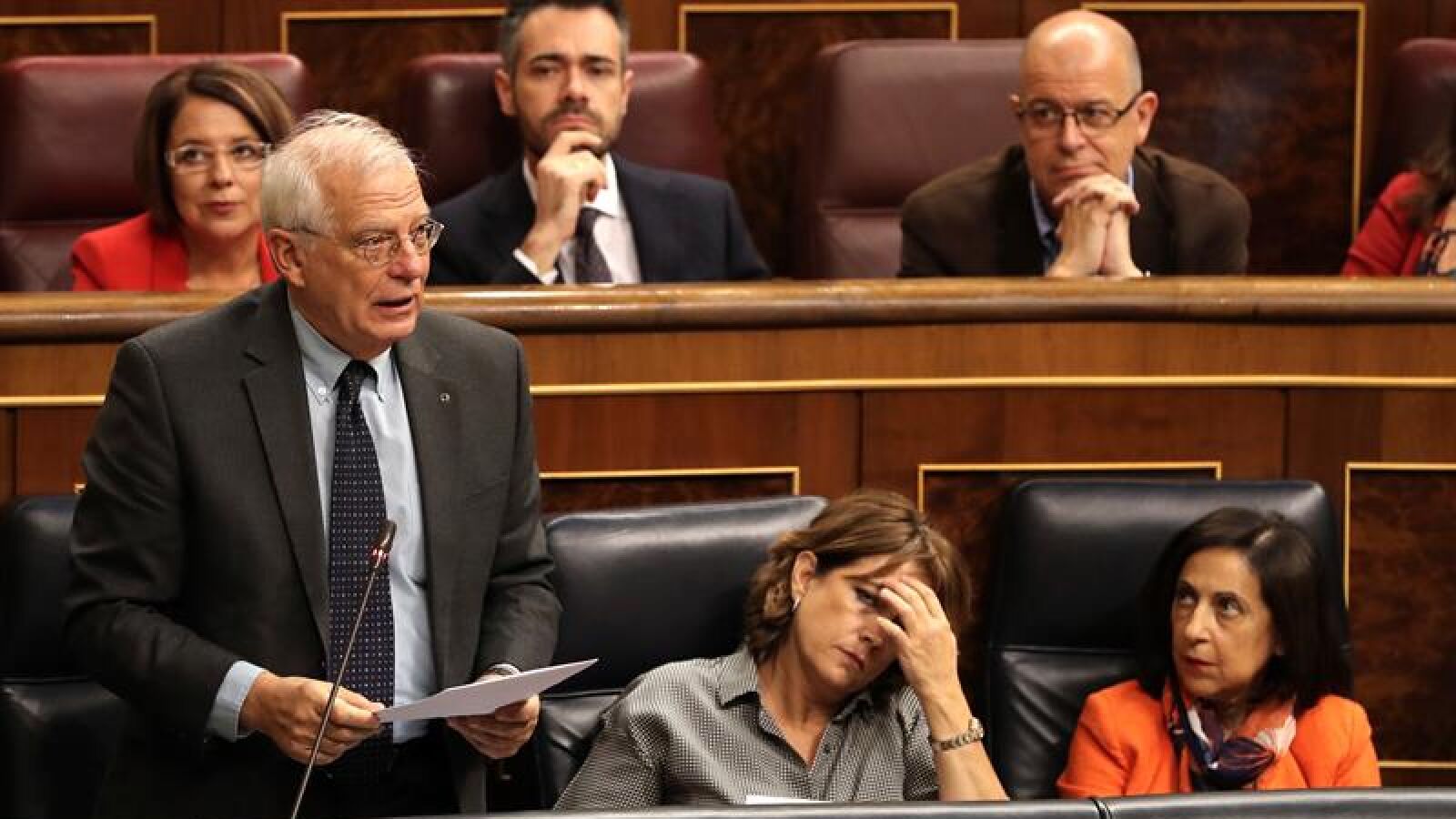 Borrell no recurrirá la sanción de la CNMV por vender acciones de Abengoa cuando era consejero de la compañía