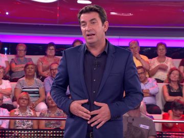 Arturo Valls confiesa la razón por la que nada al estilo mariposa Arturo Valls confiesa la razón por la que nada al estilo mariposa