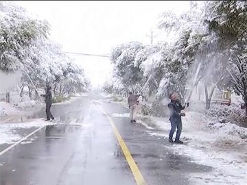 Una tormenta de nieve azota la región de Xinjiang